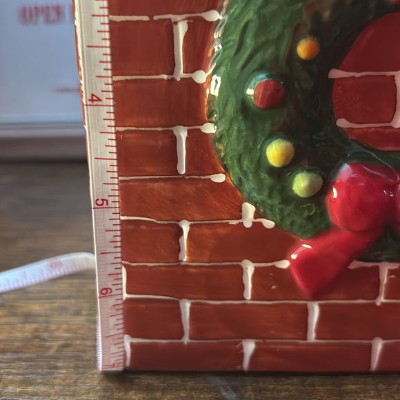 Santa in Chimney - Picture 8 of 9